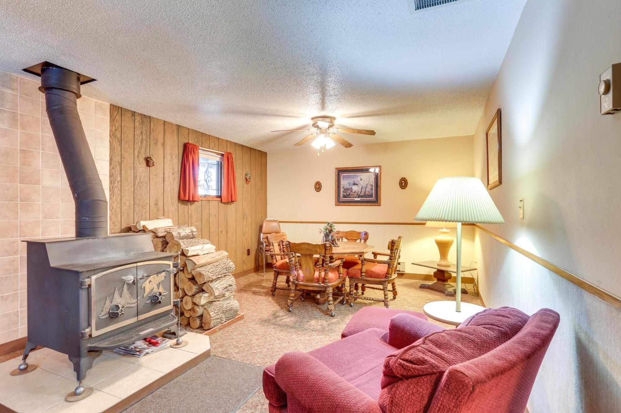 Cozy Black Hills Nature Retreat With Private Deck! Rapid City Exterior photo