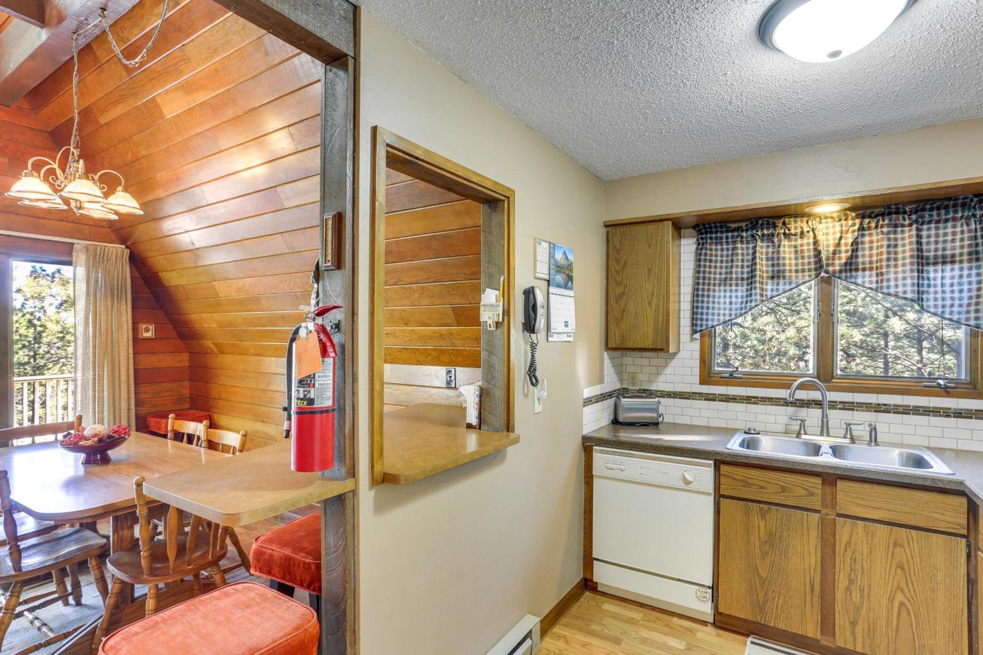 Cozy Black Hills Nature Retreat With Private Deck! Rapid City Exterior photo